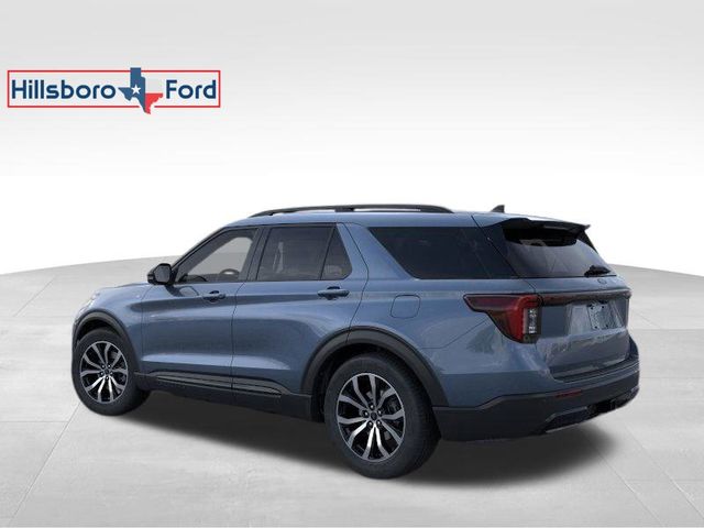 2025 Ford Explorer ST-Line photo 2