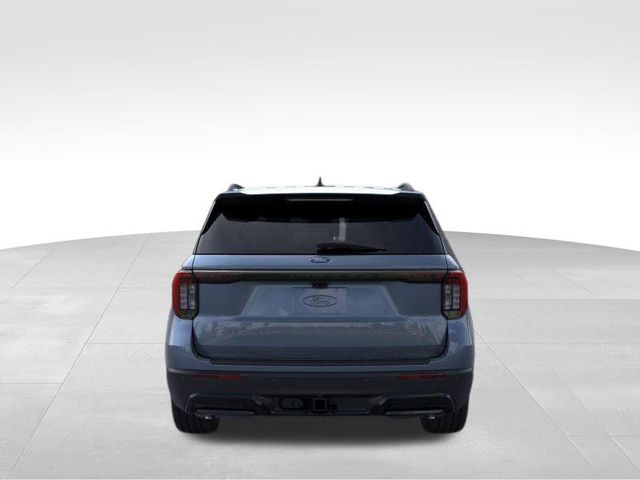 2025 Ford Explorer ST-Line photo 3