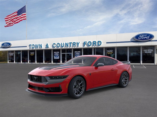 2025 Ford Mustang Dark Horse photo 2