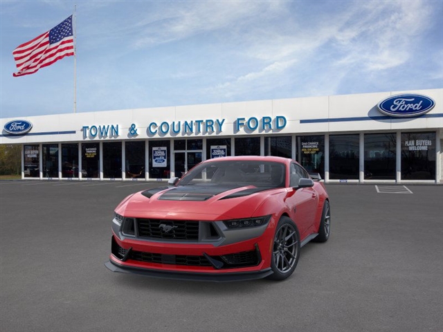 2025 Ford Mustang Dark Horse photo 3