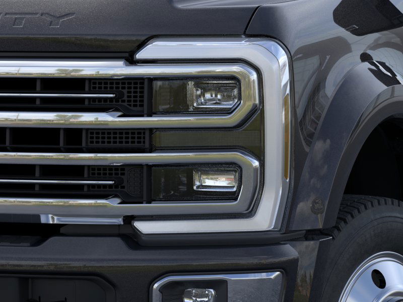 2026 Ford F-450 Platinum photo 17