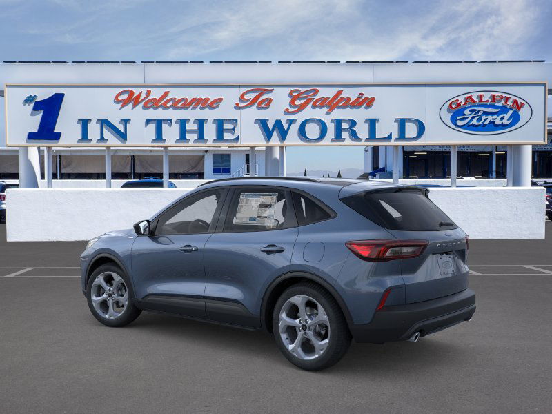 2025 Ford Escape ST-Line photo 7