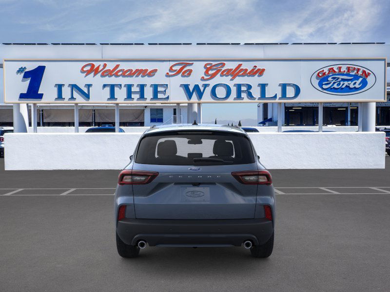 2025 Ford Escape ST-Line photo 8