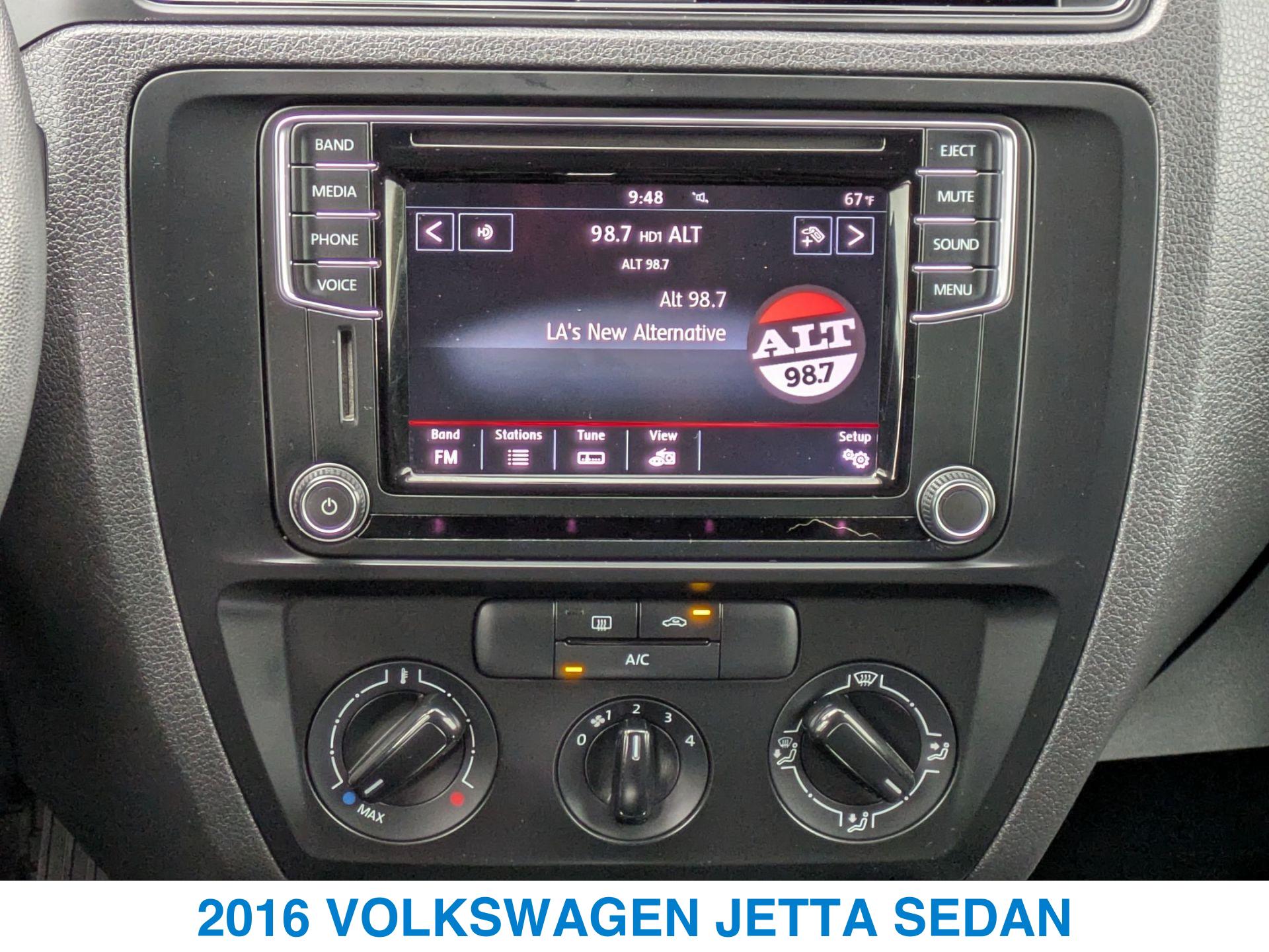 2016 Volkswagen Jetta 1.4T S photo 13