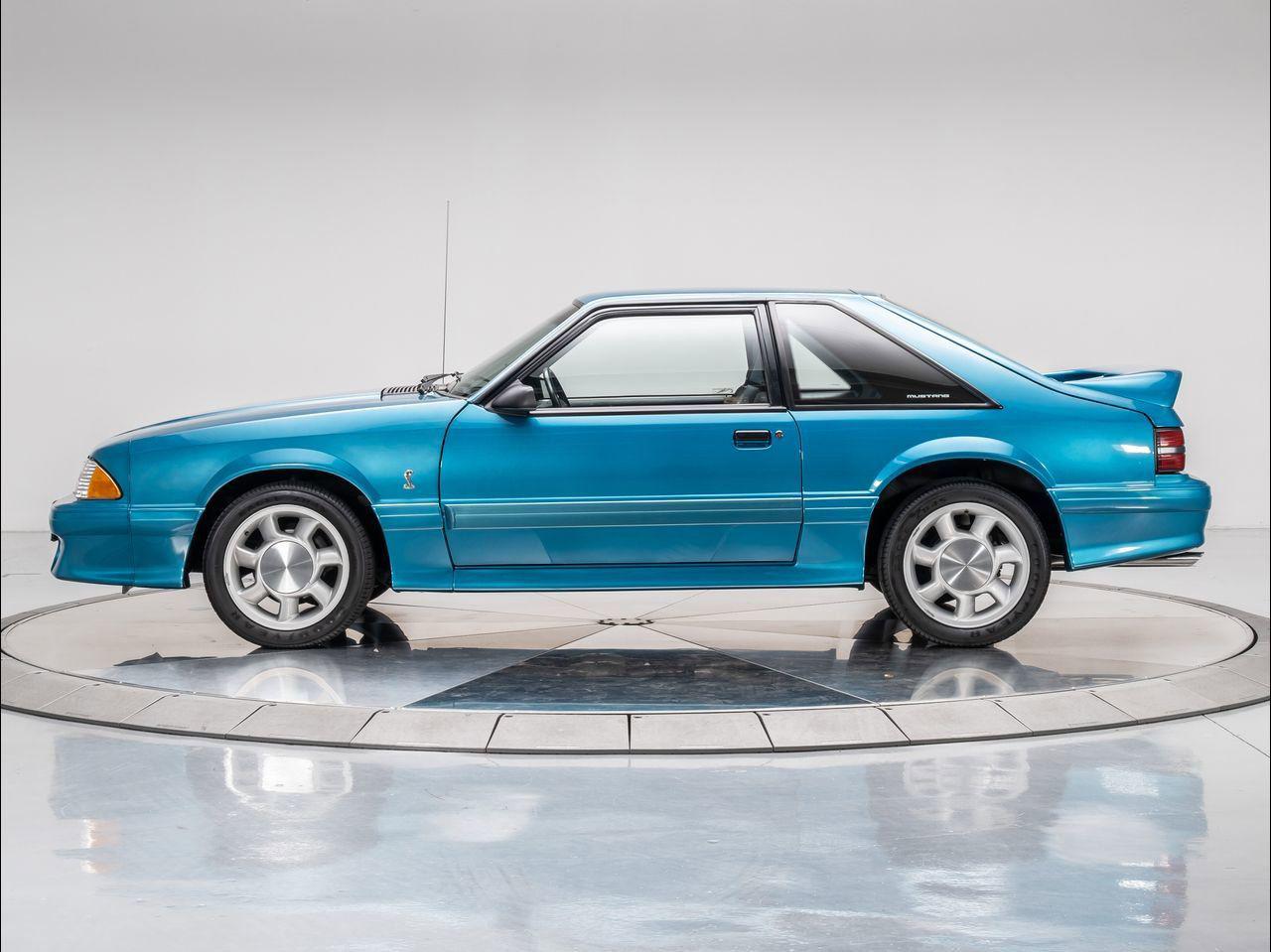 1993 Ford Mustang Cobra photo 2