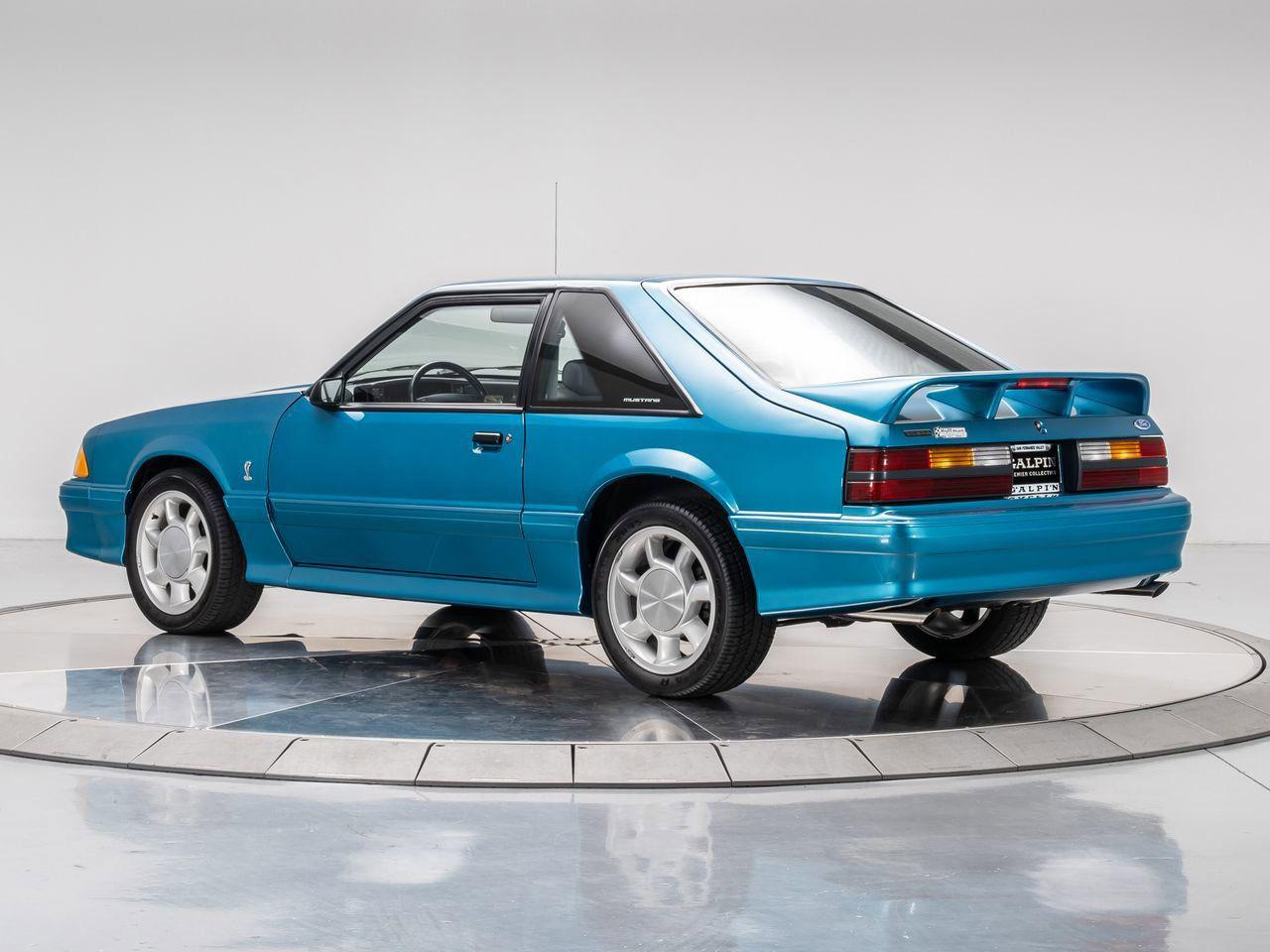 1993 Ford Mustang Cobra photo 3