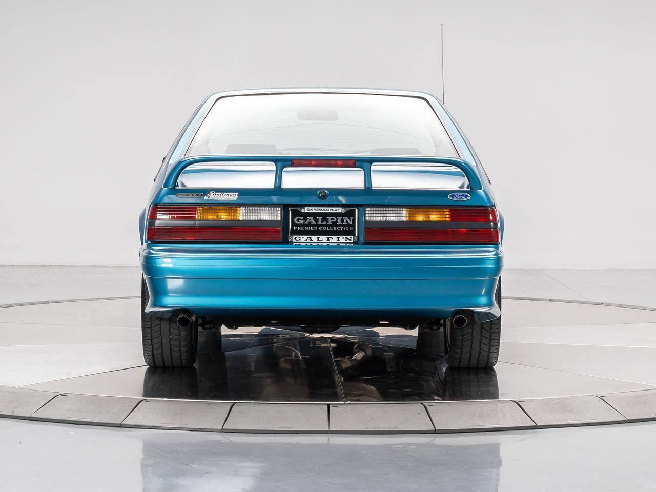 1993 Ford Mustang Cobra photo 4