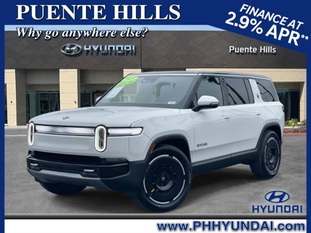2025 Rivian R1s Adventure