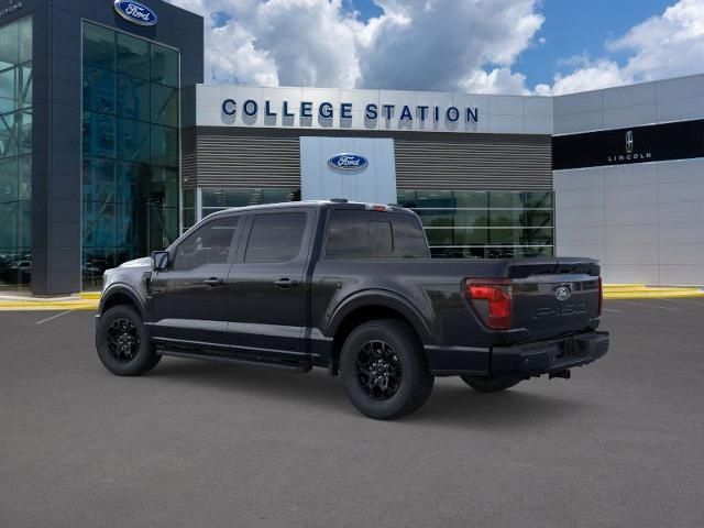 2025 Ford F-150 XLT photo 4