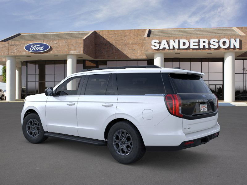 2025 Ford Expedition photo 2