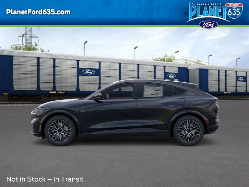 2025 Ford Mustang Mach-E Premium photo 4