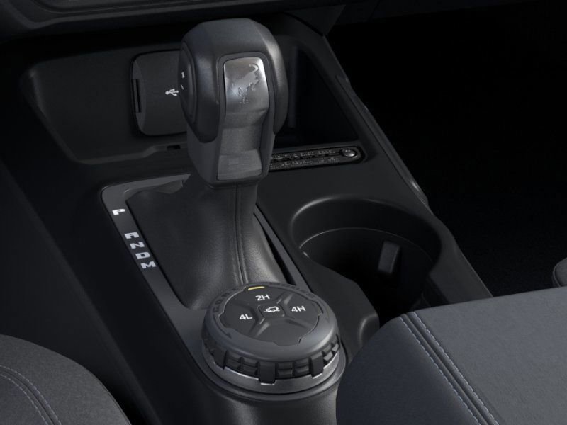 2025 Ford Bronco Outer Banks photo 16