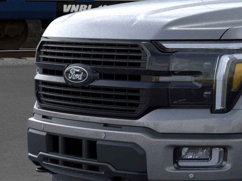 2025 Ford F-150 Platinum photo 12