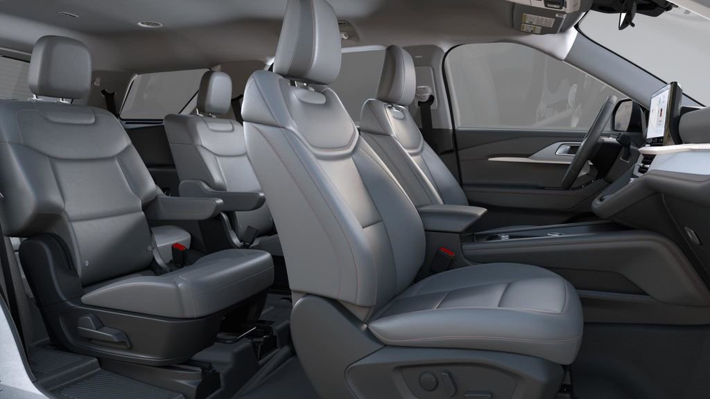 2025 Ford Explorer photo 6