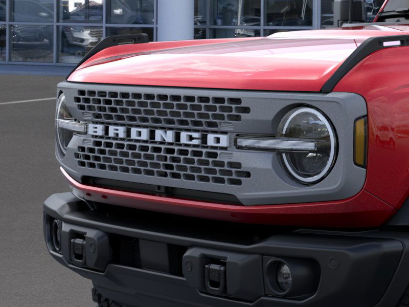 2025 Ford Bronco Badlands photo 16