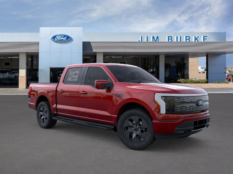 2025 Ford F-150 Lightning Lariat photo 5
