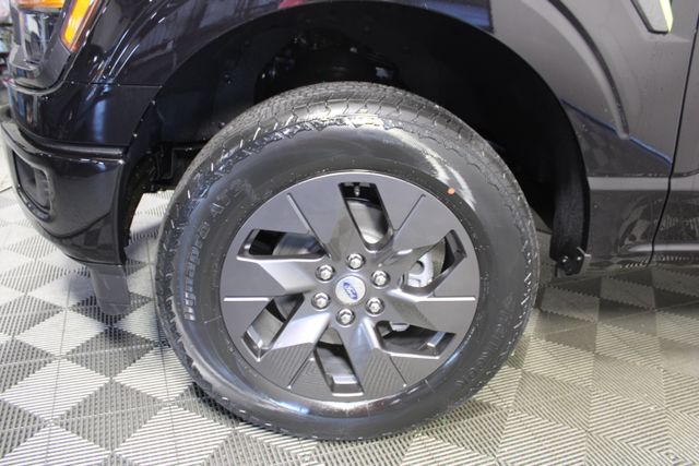 2025 Ford F-150 STX photo 7