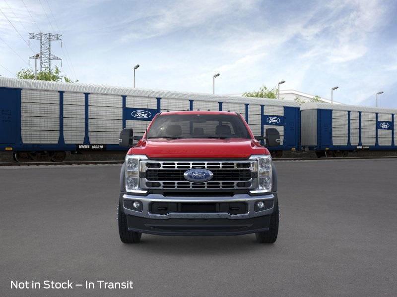 2026 Ford F-550 photo 2