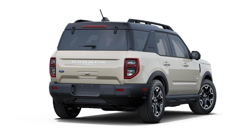 2025 Ford Bronco Sport Outer Banks photo 2