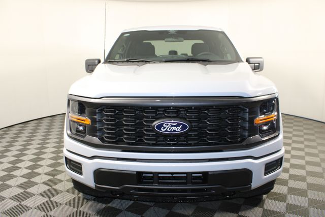 2025 Ford F-150 STX photo 5