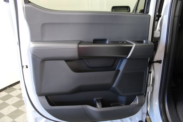 2025 Ford F-150 STX photo 17