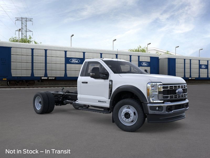 2026 Ford F-550 photo 5