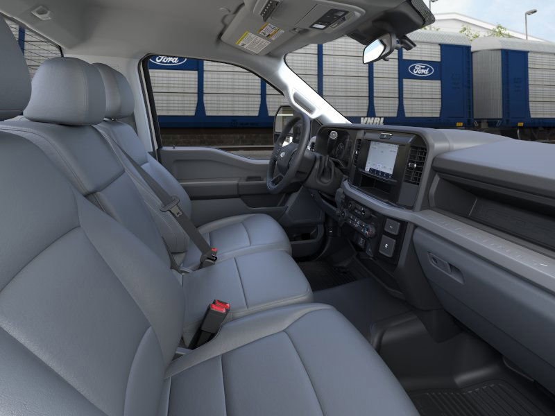 2026 Ford F-550 photo 9