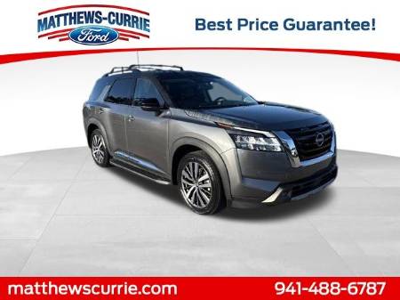 2022 Nissan Pathfinder Platinum