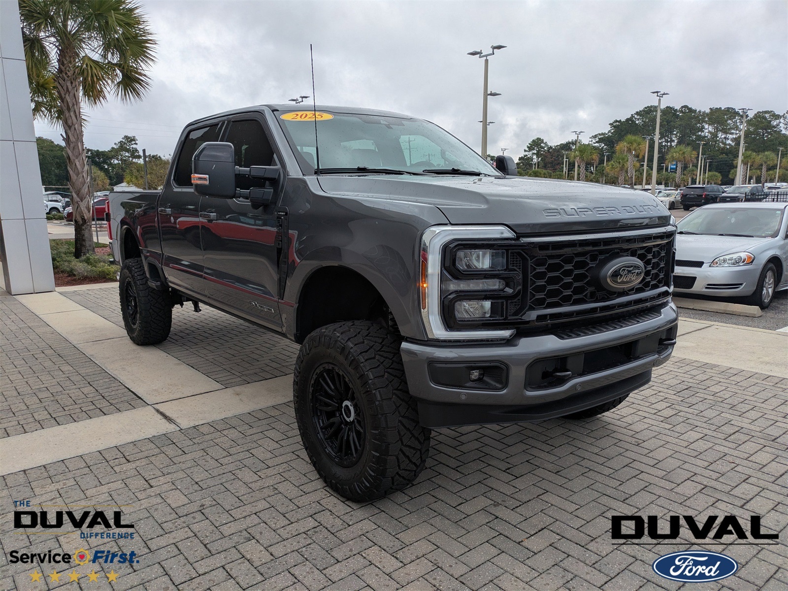 New 2025 Ford F-350SD LARIAT
