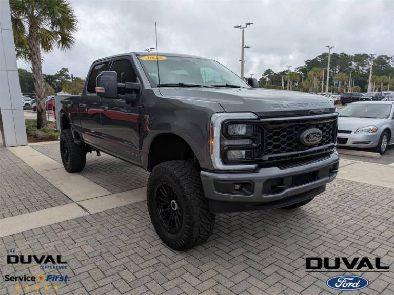 2025 Ford F-350SD LARIAT