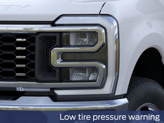 2026 Ford F-350 Lariat photo 18