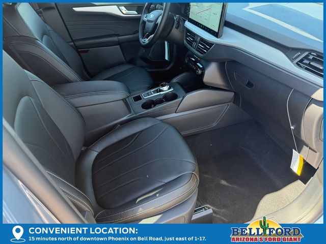 2025 Ford Escape Hybrid Platinum photo 11
