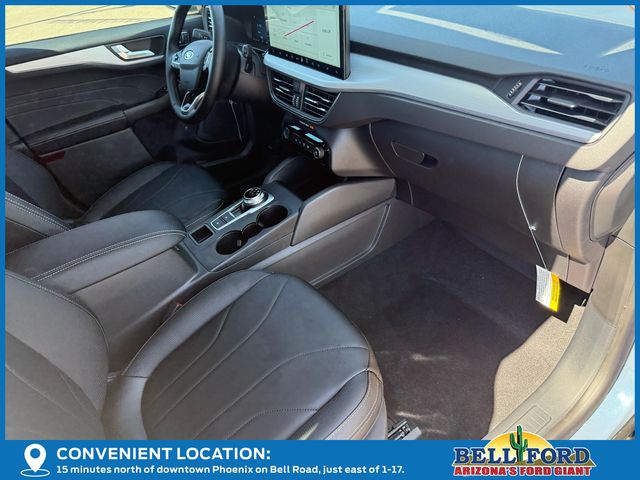 2025 Ford Escape Hybrid Platinum photo 12