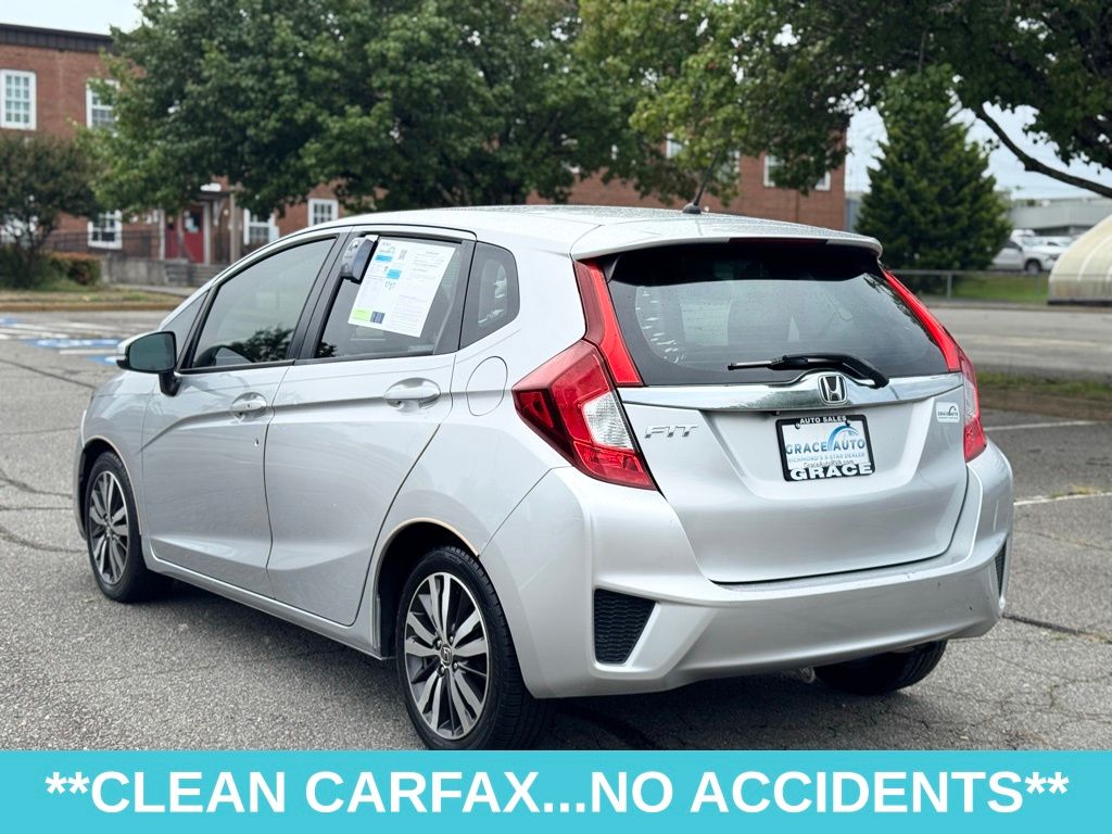 2015 Honda Fit EX photo 4