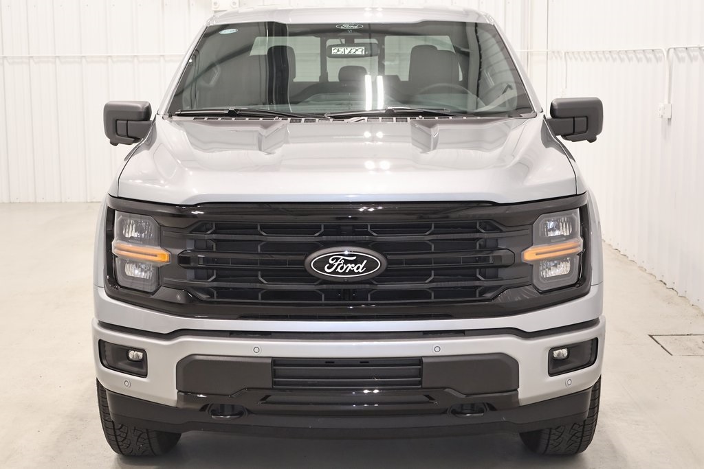 2025 Ford F-150 XLT photo 3