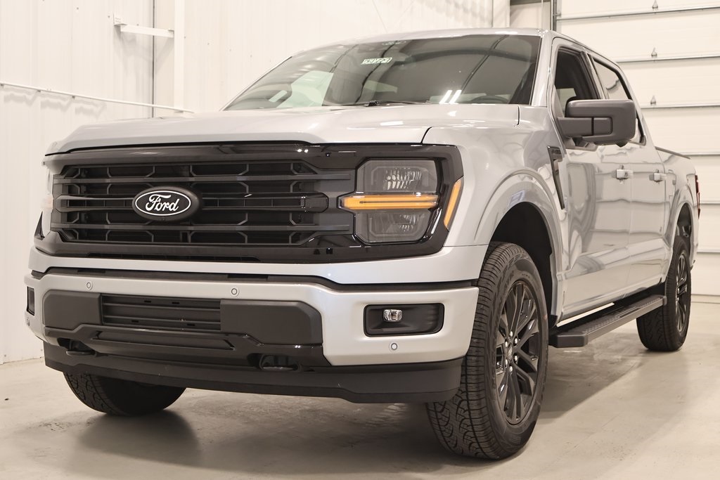 2025 Ford F-150 XLT photo 4