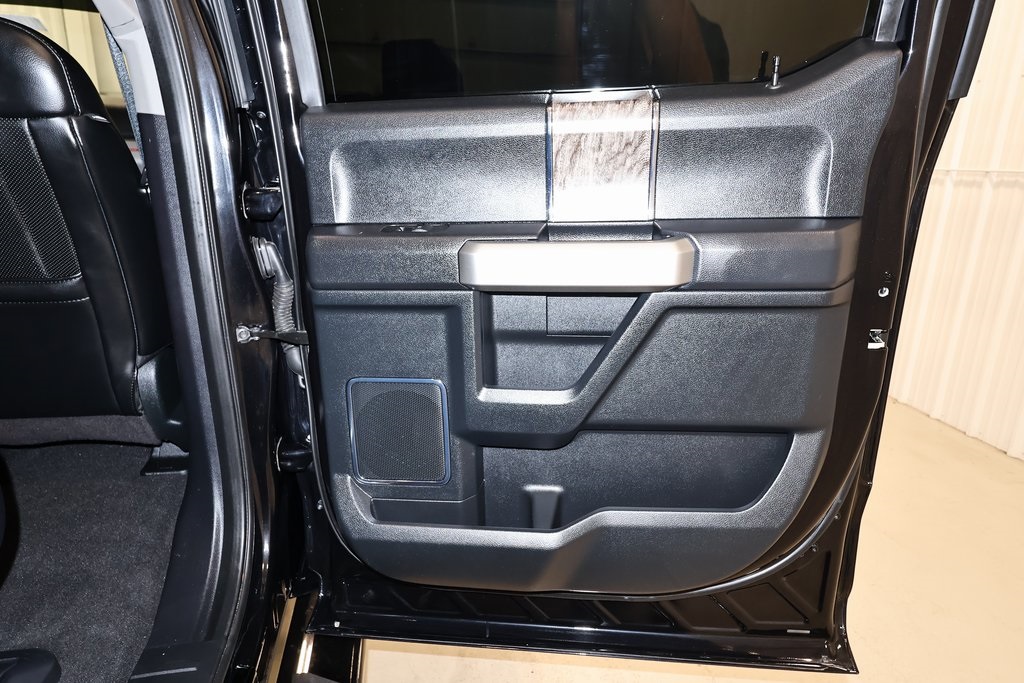 2019 Ford F-350 photo 17