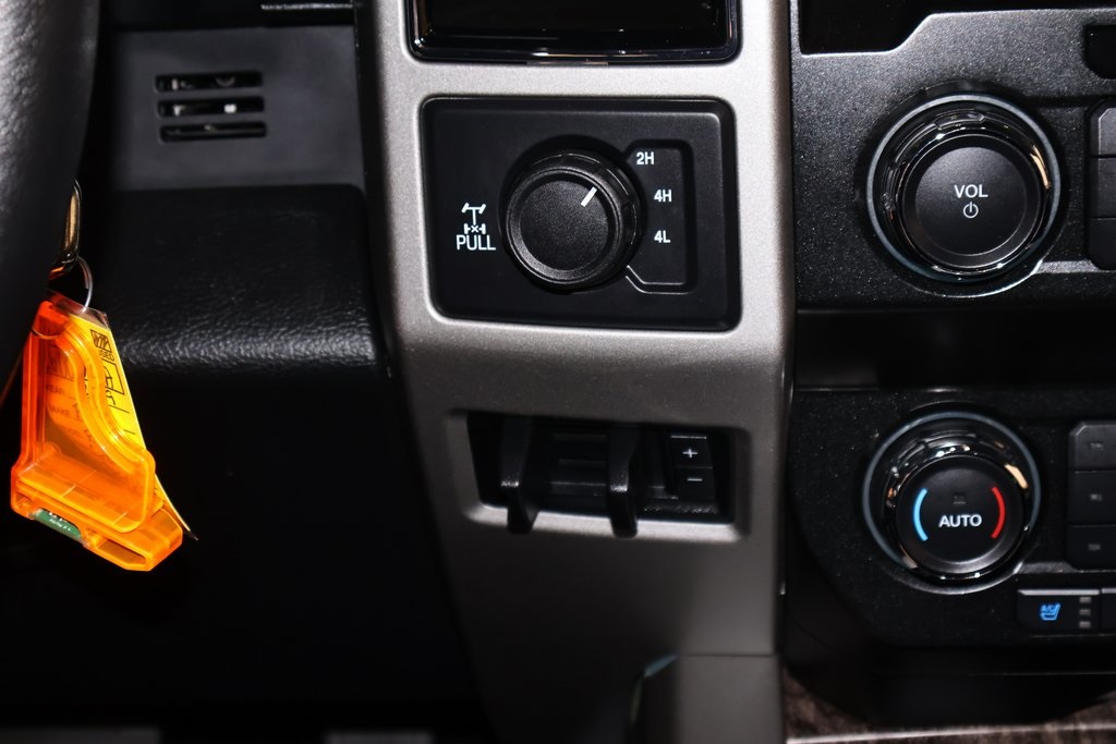 2019 Ford F-350 photo 26