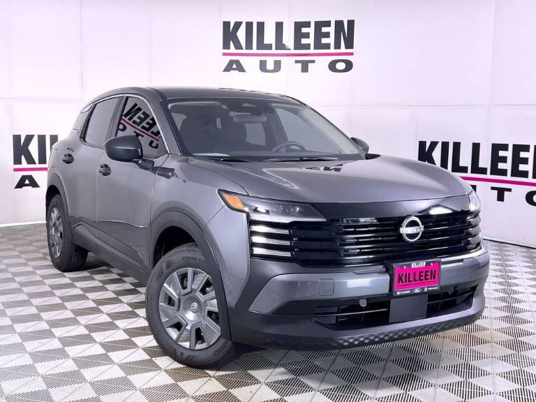 2025 Nissan Kicks S