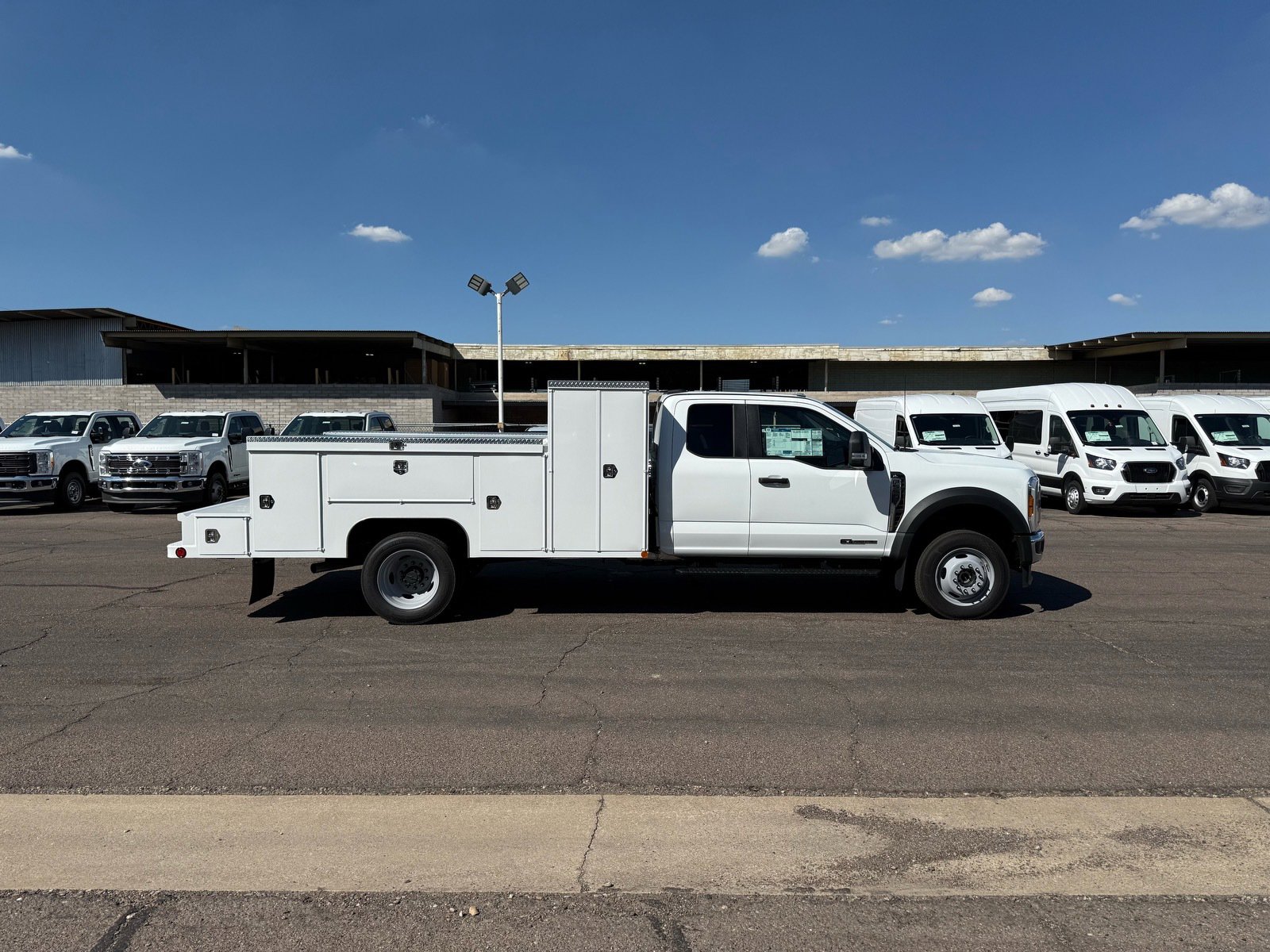 2026 Ford F-550 XL photo 2