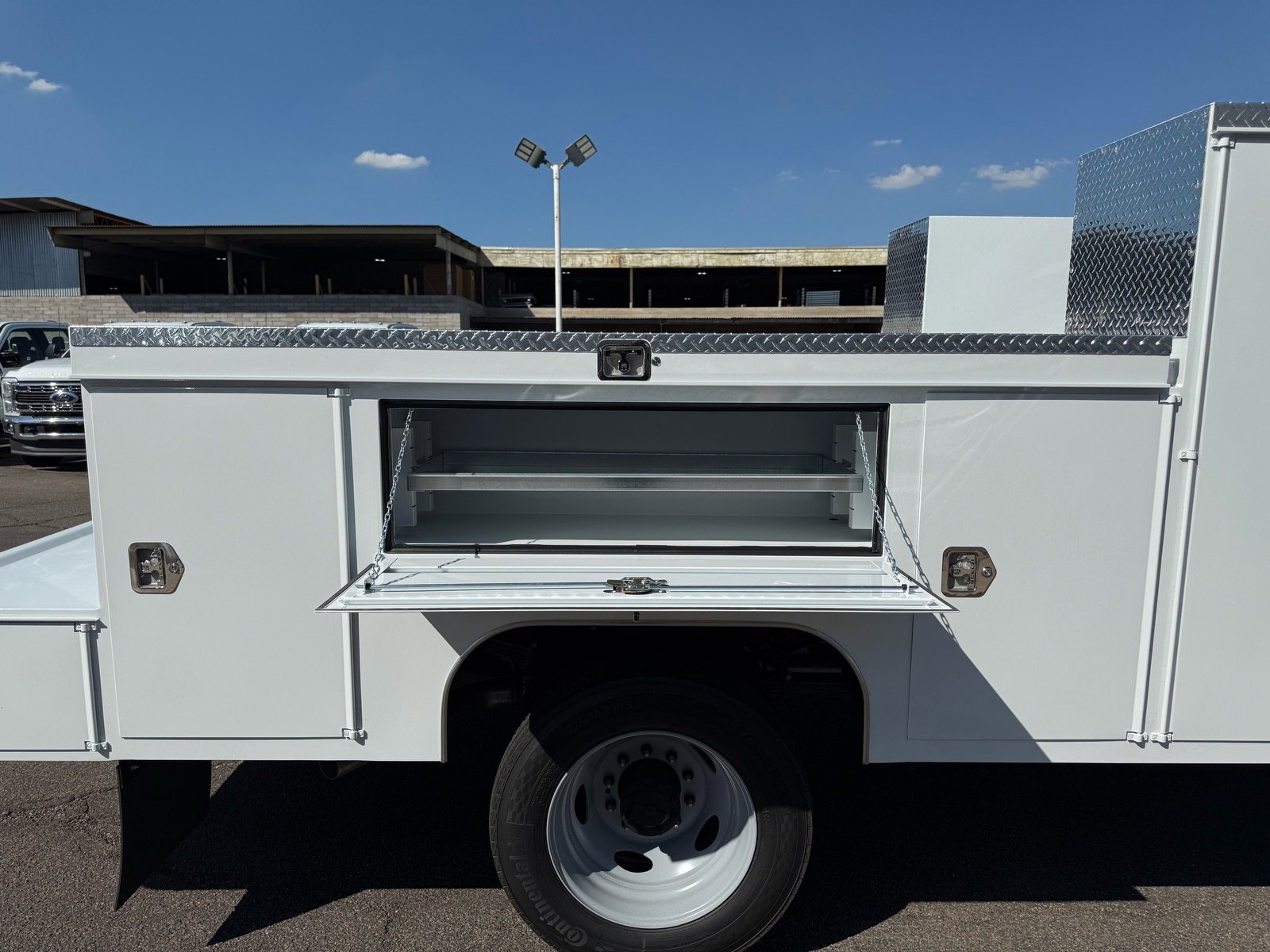 2026 Ford F-550 XL photo 9