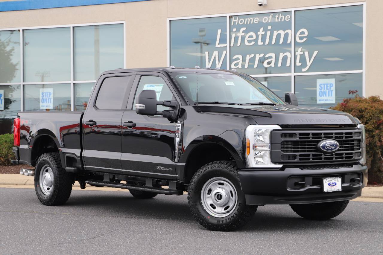 2026 Ford F-250 Super Duty XL's photo