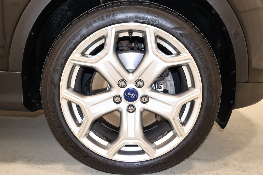2017 Ford Escape Titanium photo 34