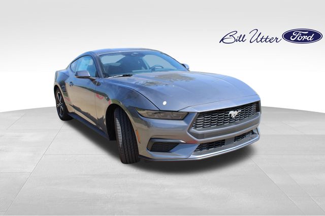 2025 Ford Mustang photo 2