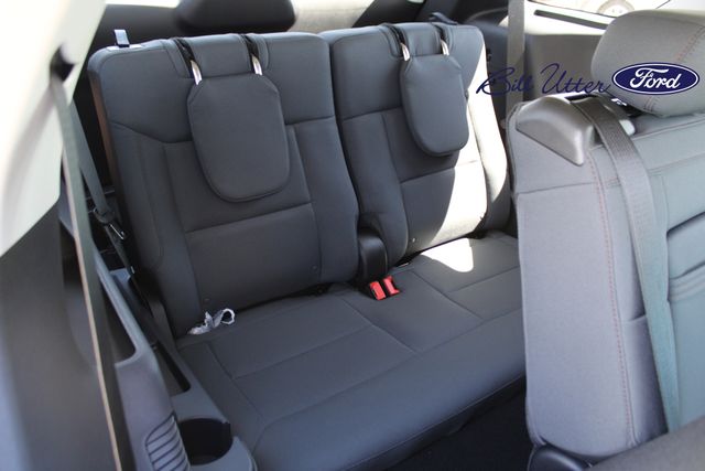 2025 Ford Explorer photo 8