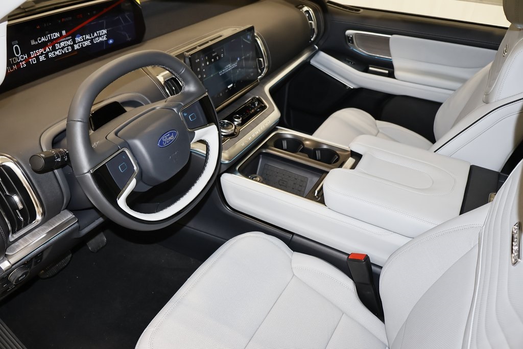 2025 Ford Expedition MAX Platinum photo 31
