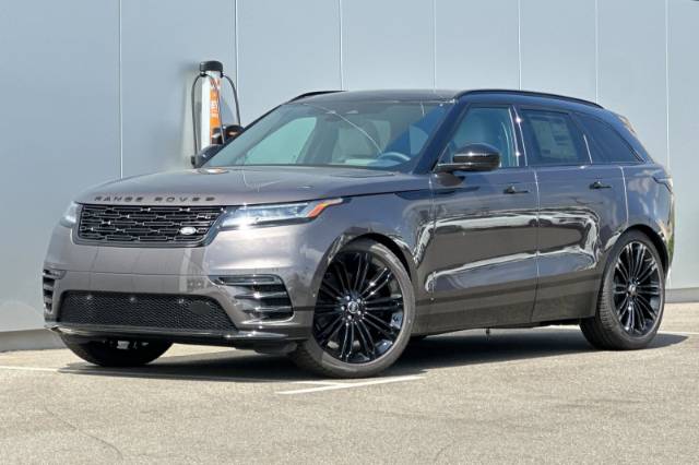 2026 Land Rover Range Rover Velar Dynamic SE
