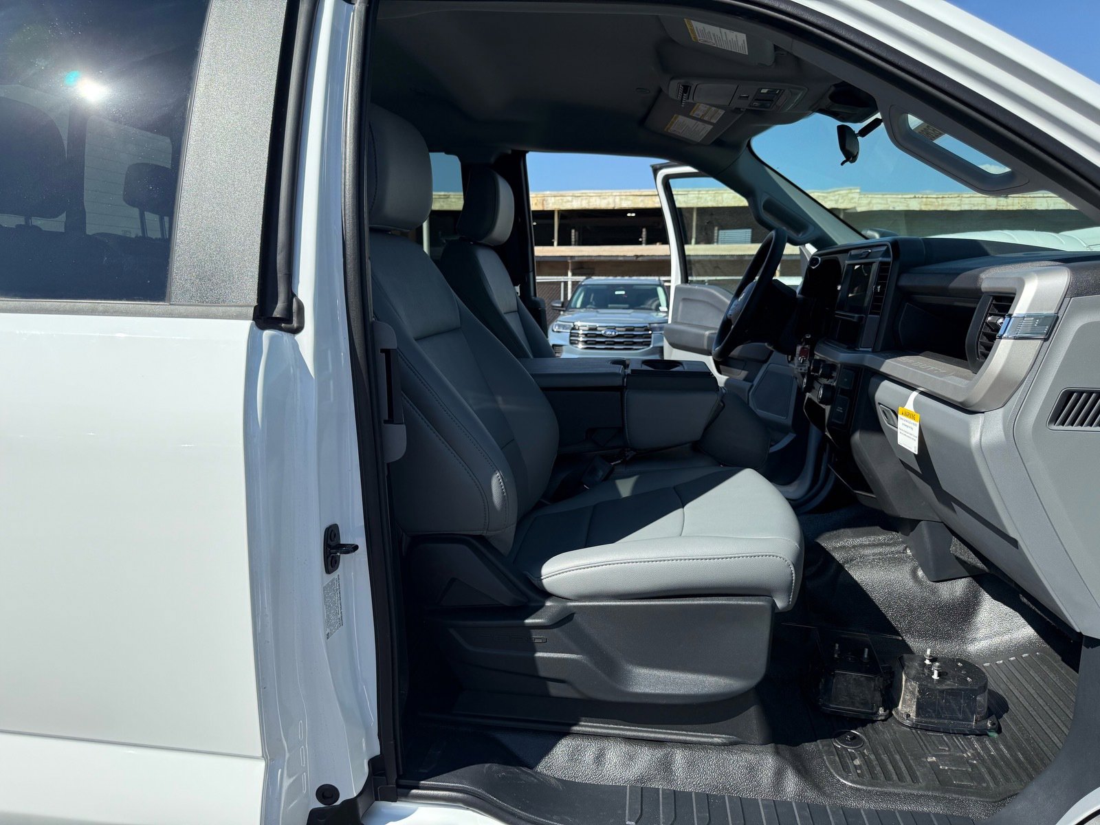 2026 Ford F-550 XL photo 27