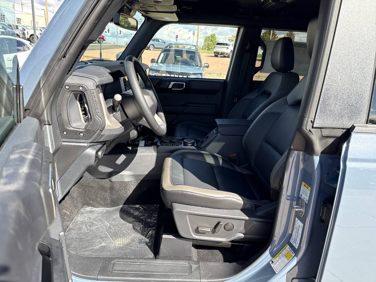 2025 Ford Bronco 4-Door Outer Banks - Photo 10
