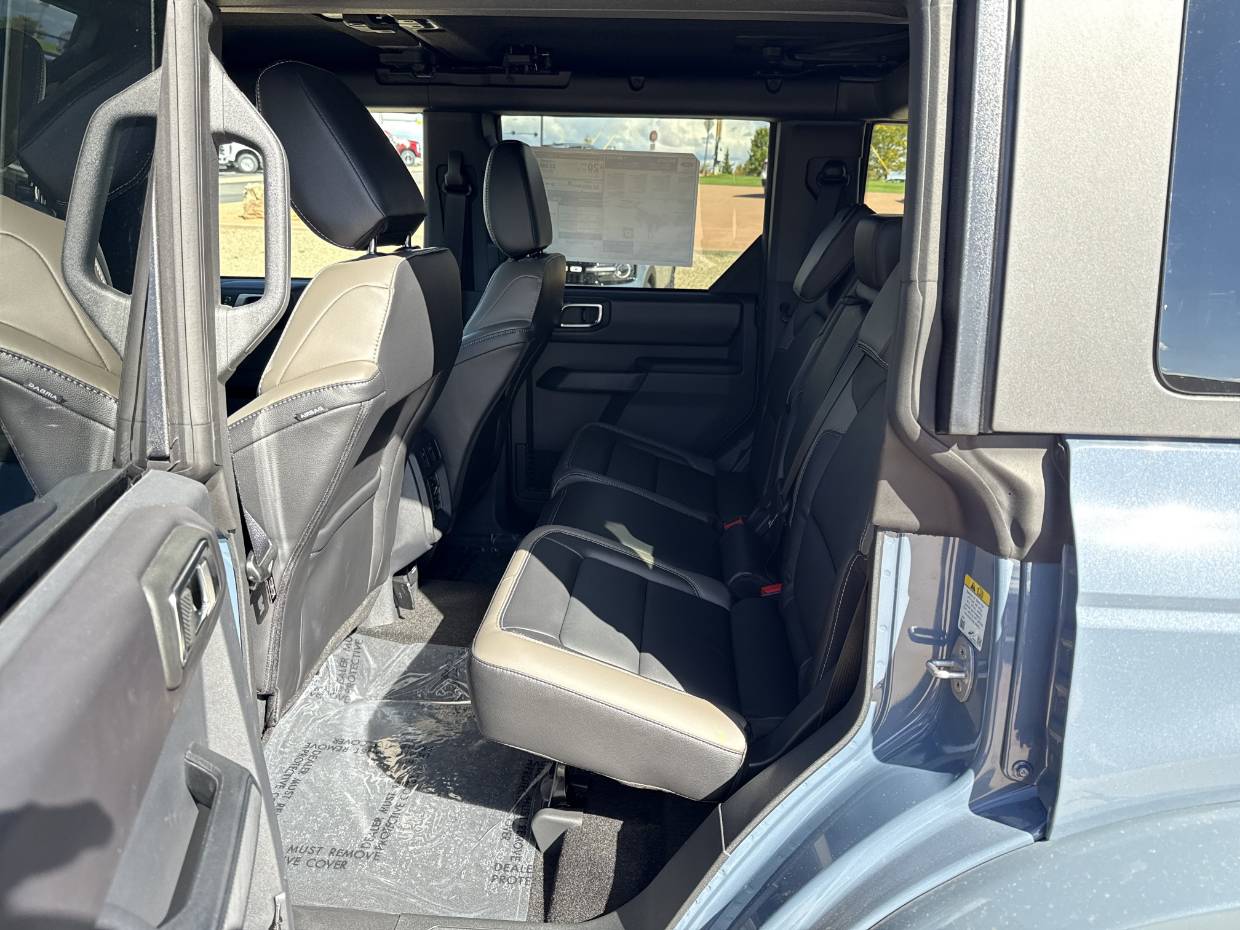 2025 Ford Bronco 4-Door Outer Banks - Photo 11